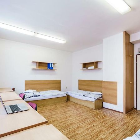 פראג Hostel Sinkule מראה חיצוני תמונה